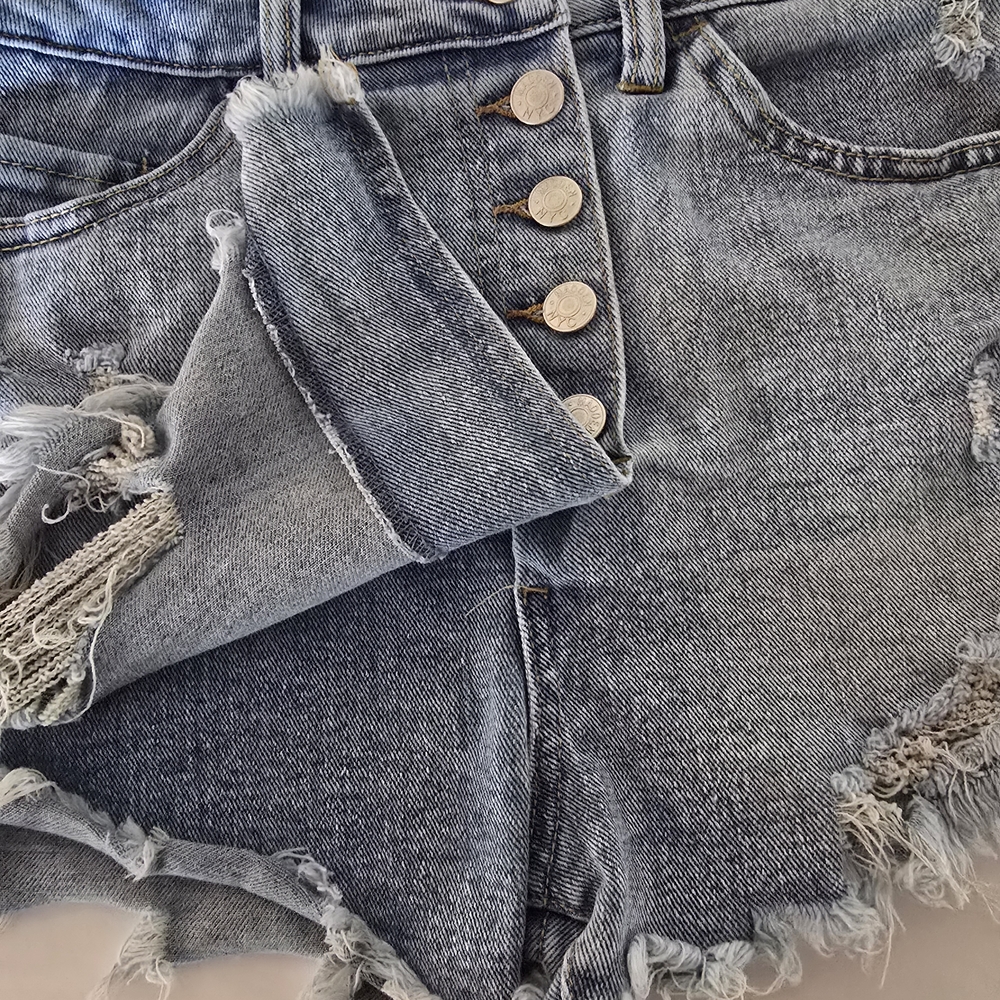 Steve Madden High Rise Cheeky Blue Distressed Jean Shorts Size 5 Shorty Frayed - Picture 9 of 9